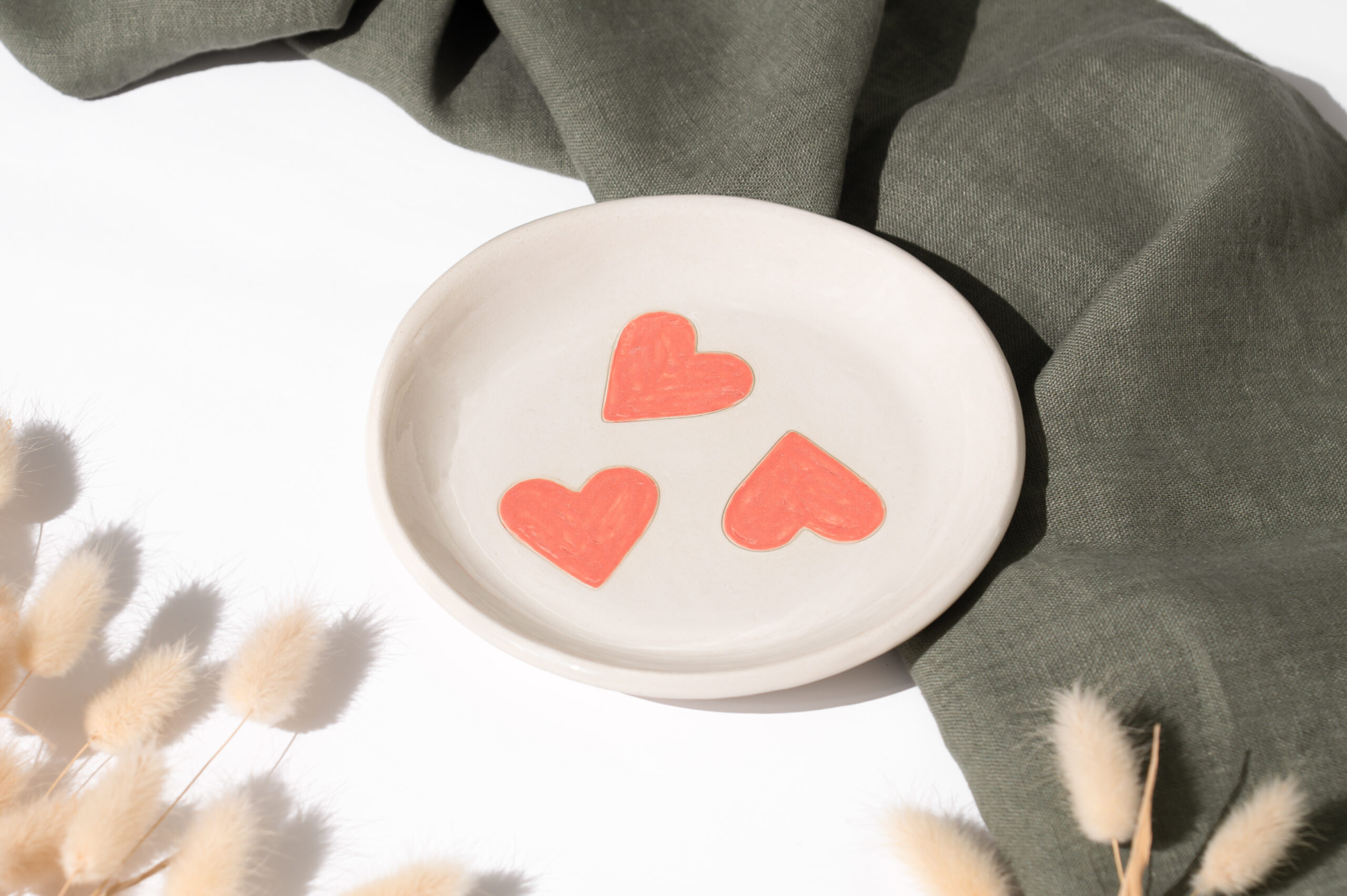 Keramikinė lėkštė "Širdžių tango"